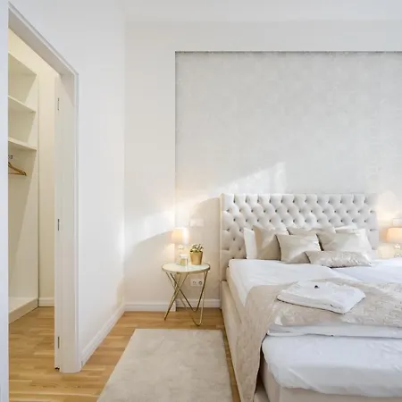 Bpr Etienne Charming *