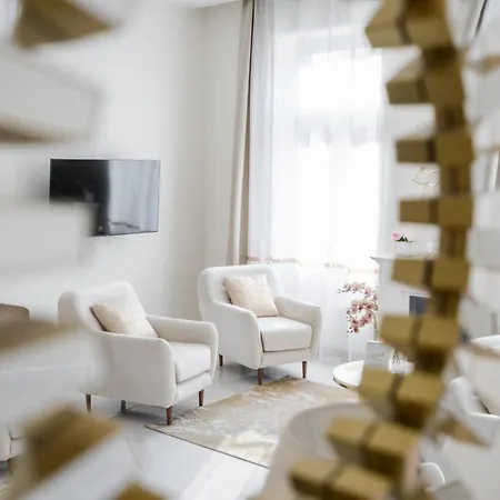 Apartment Bpr Etienne Charming